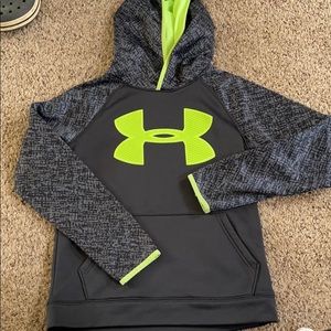 Under Armour sweatshirt